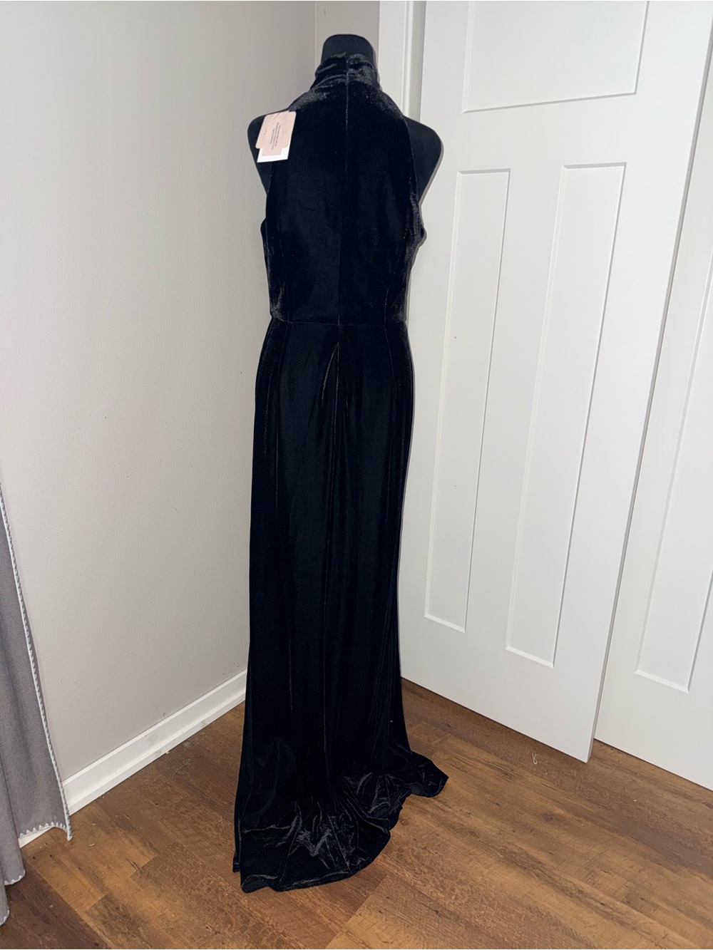Sau Lee Ariana Gown in Black Velvet Size 8 - Picture 8 of 10